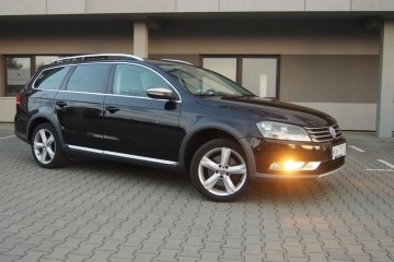 4x4*140KM*Alltrack*NAVIgacja*6 Biegów*2xPDC*4Motion